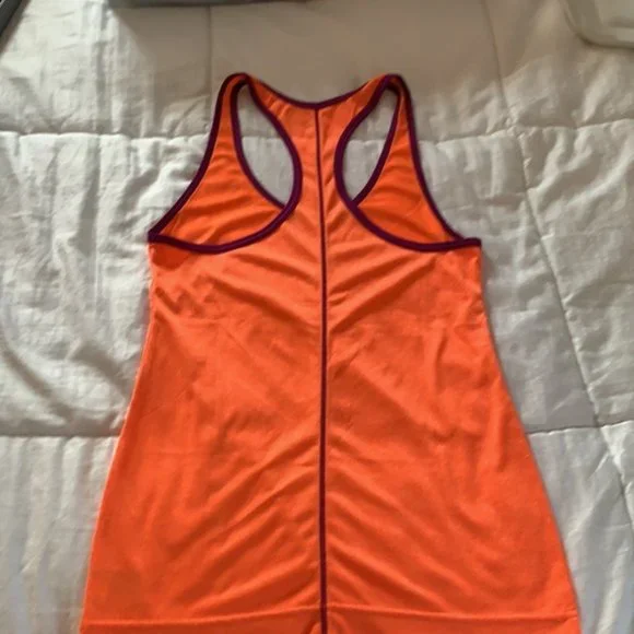 9 Tees/Tanks - Picture 7 of 14